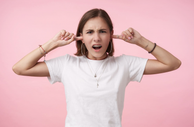 Kenali Misophonia, Kondisi Dimana Anda Merasa Sensitif Ketika Mendengar Suara Tertentu